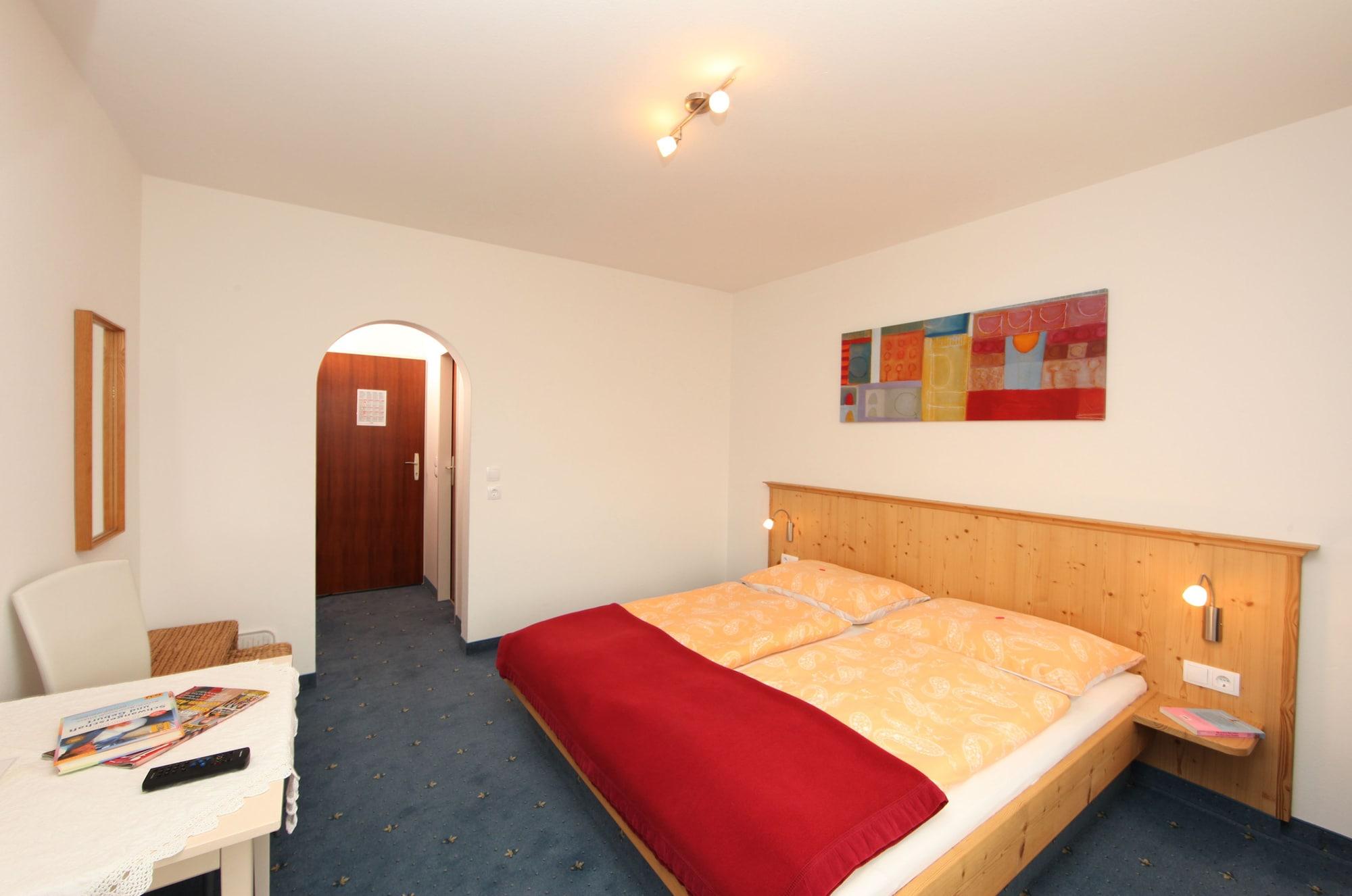 Comfort Hotel Garni Landhaus Gitti Zell am See Exterior photo